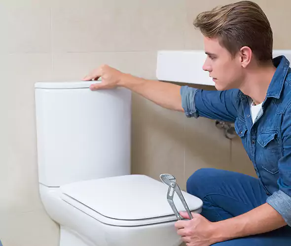 Expert Plumber for Toilet Replacement in Hollywood, FL: Schedule Affordable Toilet Replacement Services with Us